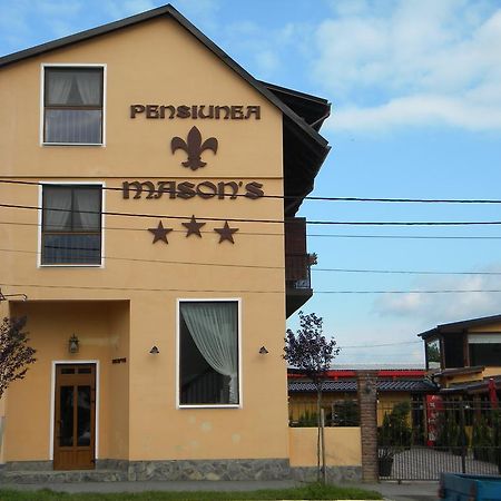 Pensiunea Mason'S Risnov Exterior photo